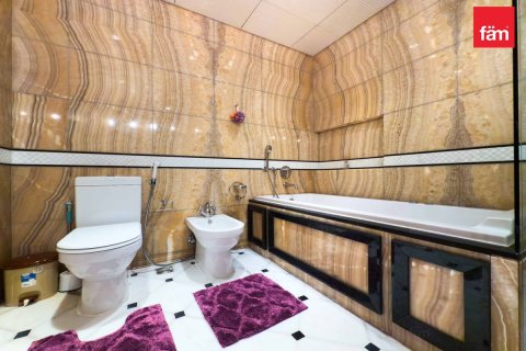 Квартира с 1 спальней в Даунтаун Дубай (Даунтаун Бурдж Дубай), ОАЭ №137167 11