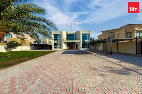 5 bedrooms Villa in Al Barsha, UAE No. 137170 15