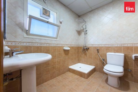 5 bedrooms Villa in Al Barsha, UAE No. 137170 18