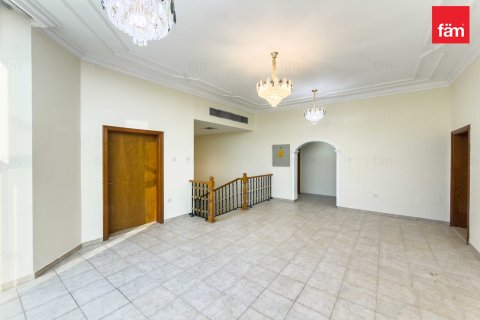 5 bedrooms Villa in Al Barsha, UAE No. 137170 7