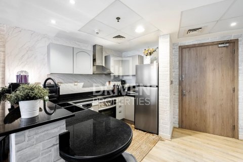 1 bedroom Apartment in The Waves, UAE No. 190597 6
