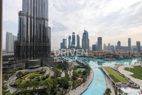 Apartment de 4 dormitorios en Opera District, UAE No. 188679 5