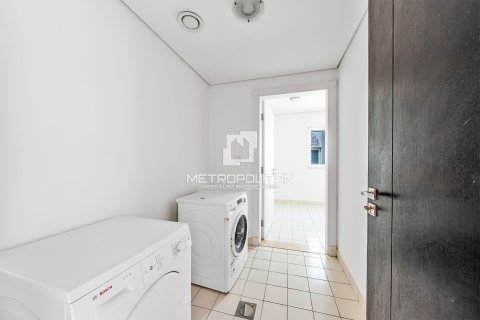 Вилла с 4 спальнями  №129074 16