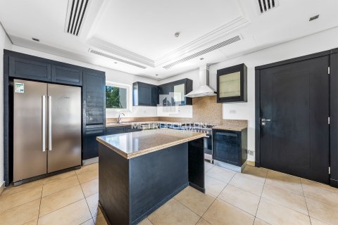 Вилла с 4 спальнями  №129074 6