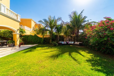 Вилла с 5 спальнями в Jumeirah Islands, ОАЭ №146764 25