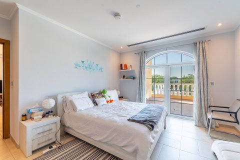 Вилла с 5 спальнями в Jumeirah Islands, ОАЭ №146764 14