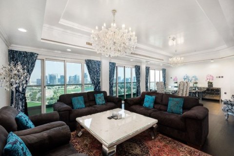 Пентхаус с 4 спальнями в Dubai Sports City, ОАЭ №146770 4