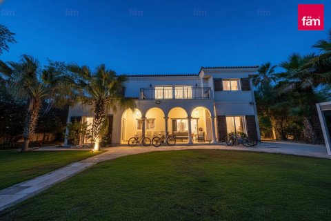 5 bedrooms Villa in Dubai, UAE No. 164328 21