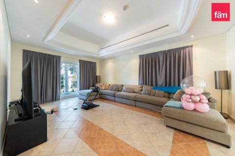 5 bedrooms Villa in Dubai, UAE No. 164328 7