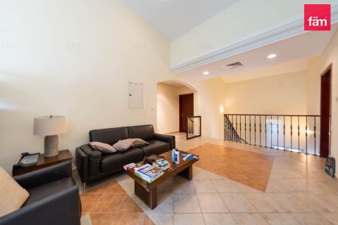 5 bedrooms Villa in Dubai, UAE No. 164328 8