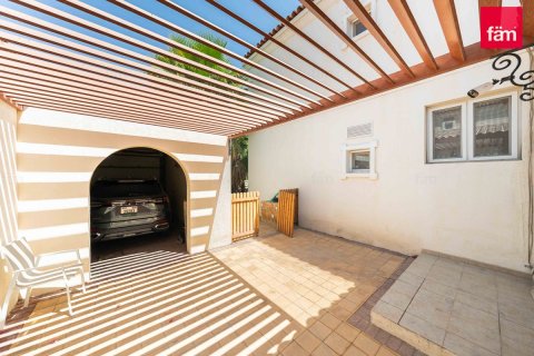 5 bedrooms Villa in Dubai, UAE No. 164328 17