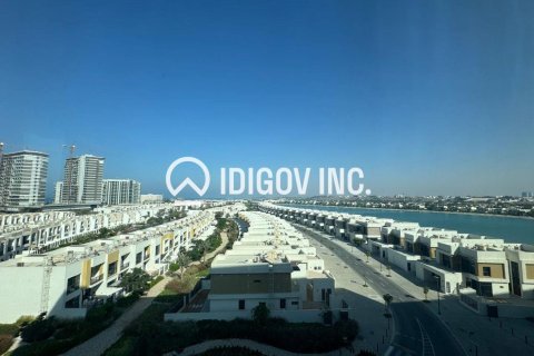 Квартира с 2 спальнями в Mina Al Arab, ОАЭ №136302 7