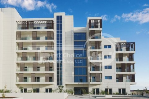 1 bedroom Apartment in Masdar City, UAE No. 172645 3