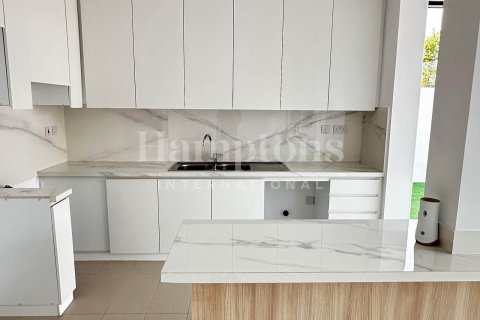 Villa de 4 dormitorios No. 118963 15