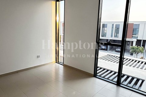 Villa de 4 dormitorios No. 118963 28