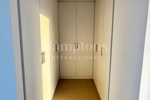 Villa de 4 dormitorios No. 118963 20