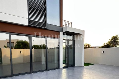 Villa de 4 dormitorios No. 118963 13