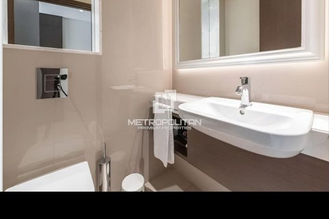 Квартира с 1 спальней в The Address Residence Fountain Views, ОАЭ №78234 10