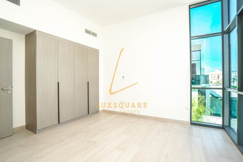 Villa de 4 dormitorios en Al Furjan, UAE No. 150302 16