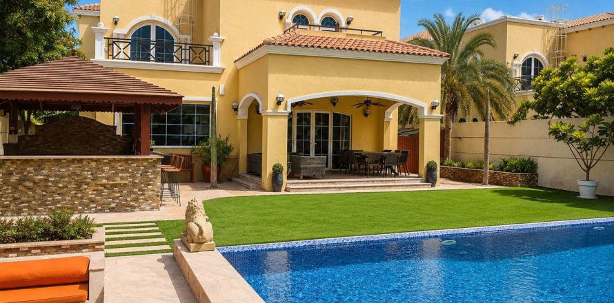 4 bedrooms Villa in Jumeirah Park, UAE No. 199379