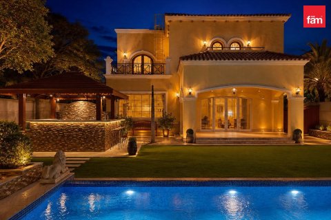 4 bedrooms Villa in Jumeirah Park, UAE No. 199379 4
