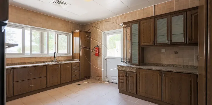 4 bedrooms Villa No. 127935