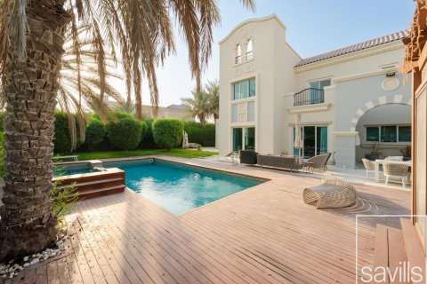 6 bedrooms Villa  No. 109348 3