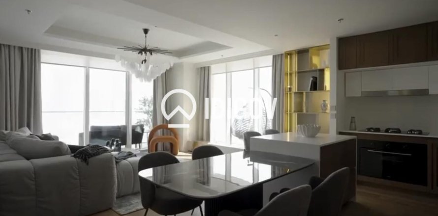 3 bedrooms Apartment in EMAAR Beachfront, UAE No. 184729