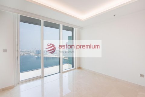 Квартира с 1 спальней в EMAAR Beachfront, ОАЭ №208018 16