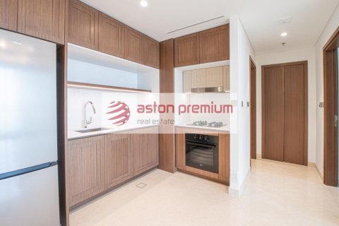 Квартира с 1 спальней в EMAAR Beachfront, ОАЭ №208018 11
