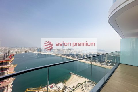 Квартира с 1 спальней в EMAAR Beachfront, ОАЭ №208018 3