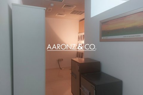 Офис 89м² в Бизнес-Бэй, ОАЭ №146400 19