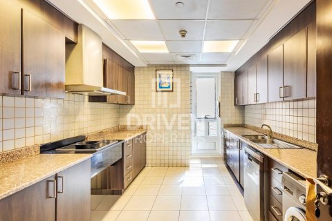 2 bedrooms Apartment in Churchill Towers, UAE No. 190228 7