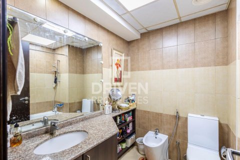 2 bedrooms Apartment in Churchill Towers, UAE No. 190228 13