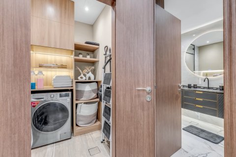 1 bedroom Apartment in Business Bay, UAE No. 199707 16