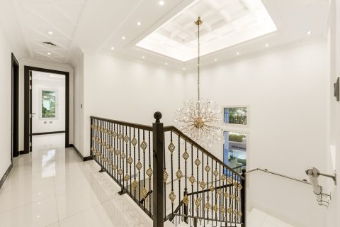 5 bedrooms Villa in Alvorada, UAE No. 199706 7