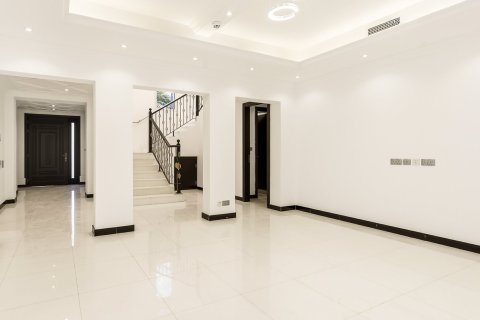 5 bedrooms Villa in Alvorada, UAE No. 199706 13