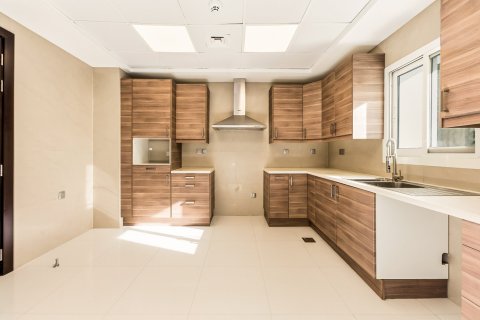 5 bedrooms Villa in Alvorada, UAE No. 199706 15