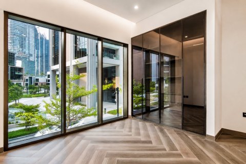 3 bedrooms Apartment in Dubai, UAE No. 199711 18