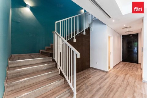 Villa de 3 dormitorios en Dubai, UAE No. 135901 21