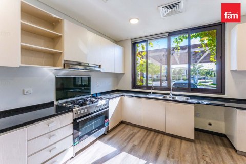 Villa de 3 dormitorios en Dubai, UAE No. 135901 19