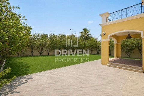 Вилла с 3 спальнями в Jumeirah Park, ОАЭ №201299 27
