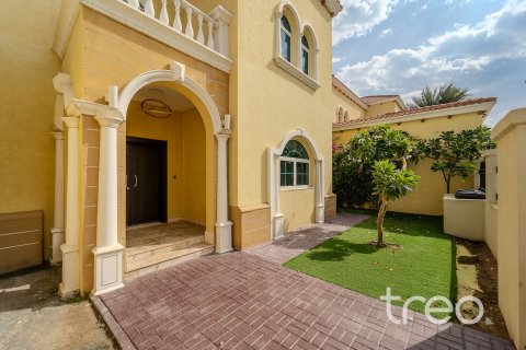 Villa de 4 dormitorios en Legacy, UAE No. 206087 17