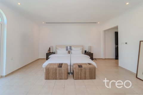 Villa de 4 dormitorios en Legacy, UAE No. 206087 10