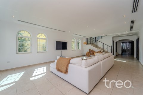 Villa de 4 dormitorios en Legacy, UAE No. 206087 14