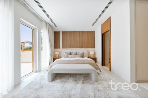 Villa de 4 dormitorios en Jumeirah Park, UAE No. 206088 11