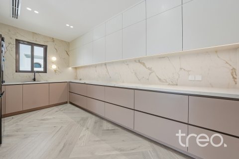 Villa de 4 dormitorios en Rasha, UAE No. 206084 22