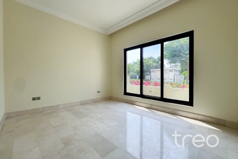 Villa de 6 dormitorios en Aseel, UAE No. 206085 18