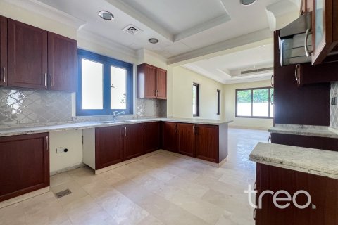 Villa de 6 dormitorios en Aseel, UAE No. 206085 4