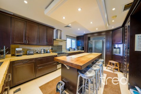 Villa de 4 dormitorios en Meadows, UAE No. 206083 8